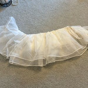 Show me your mummy white top